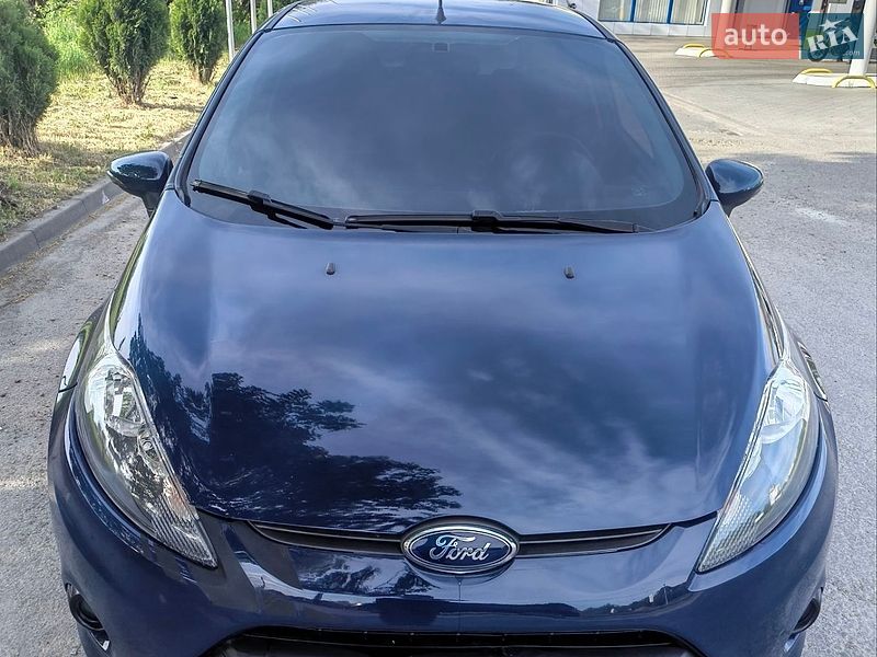 Хэтчбек Ford Fiesta 2012 в Коломые