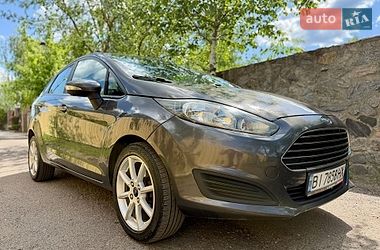 Седан Ford Fiesta 2016 в Кременчуге