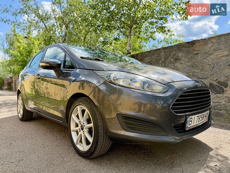 Седан Ford Fiesta 2016 в Кременчуці
