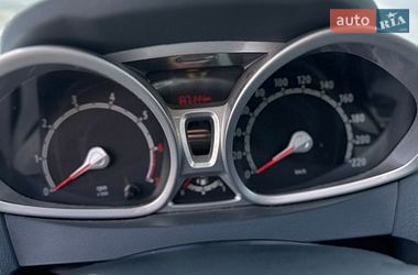 Хетчбек Ford Fiesta 2009 в Ірпені