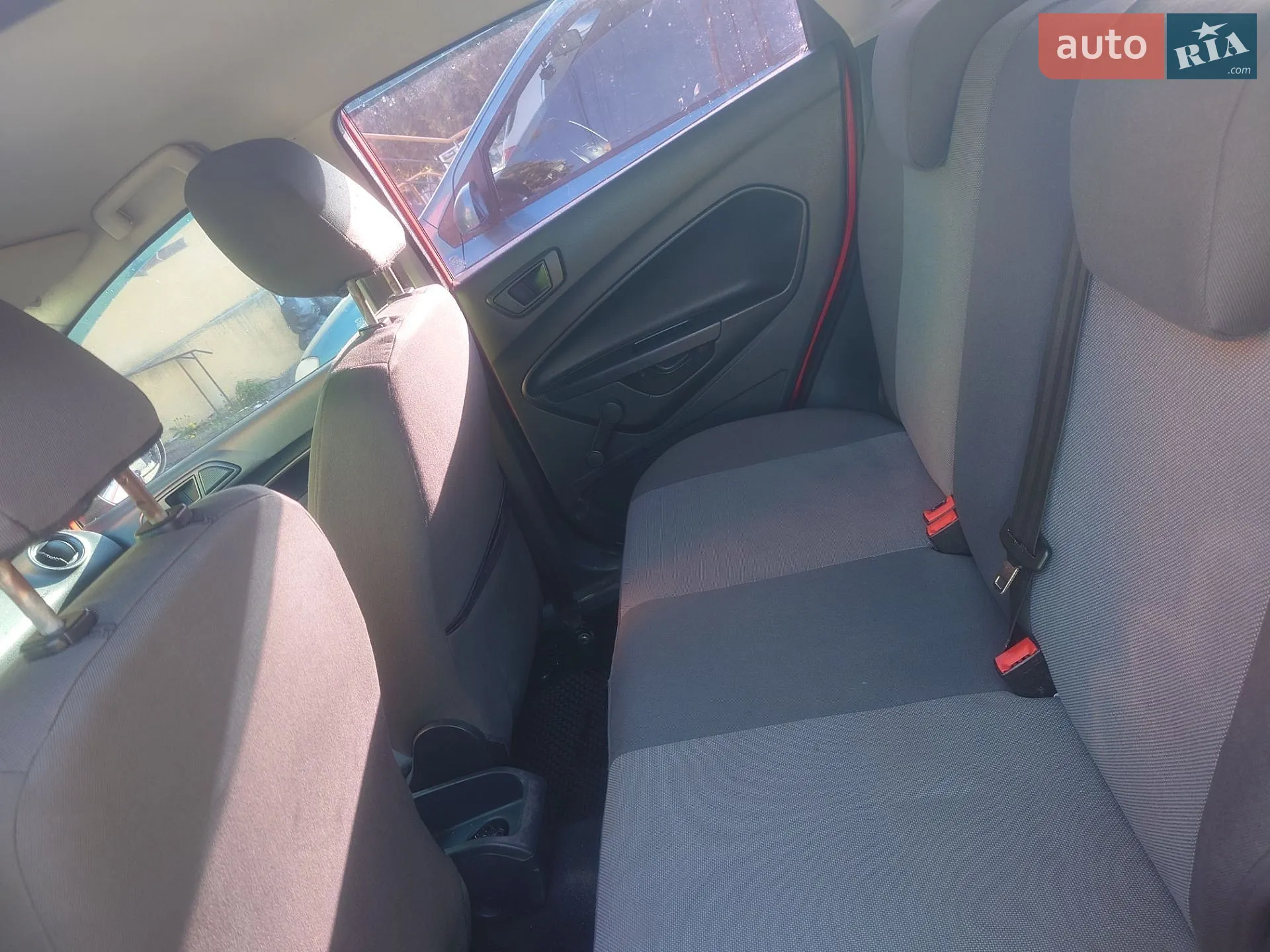 2012 Ford Fiesta - мініатюра 6
