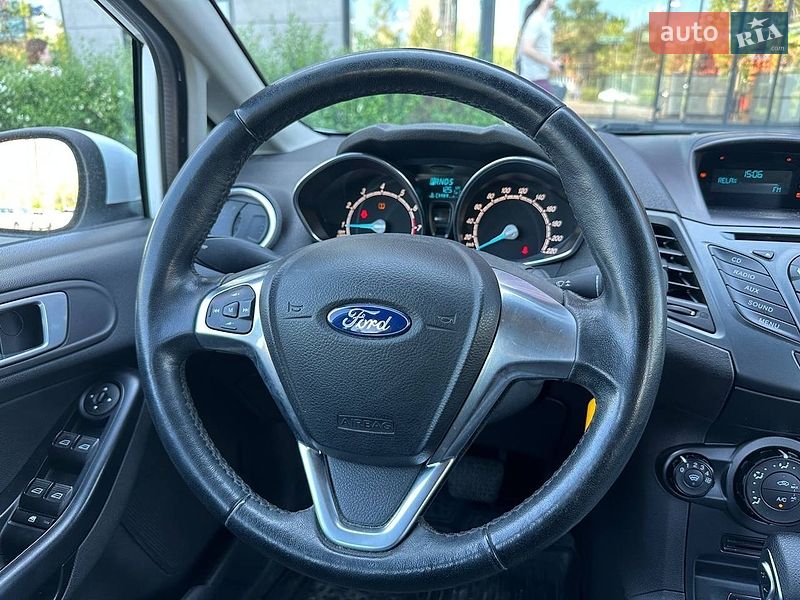 Хэтчбек Ford Fiesta 2017 в Киеве