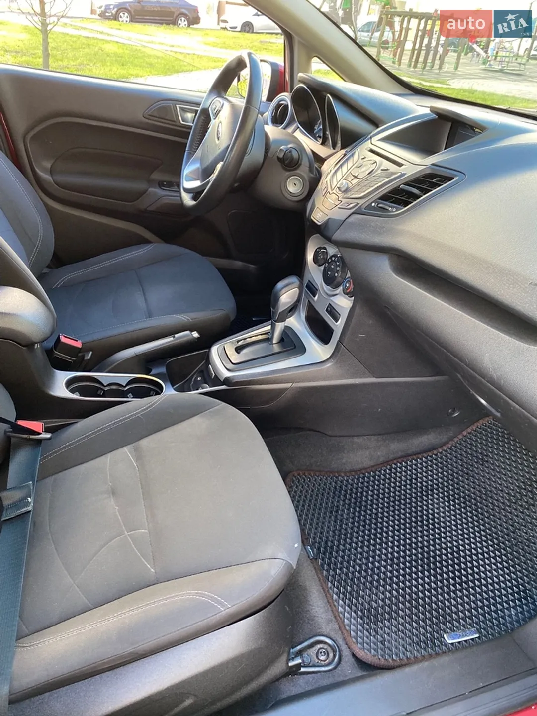 2016 Ford Fiesta - мініатюра 12
