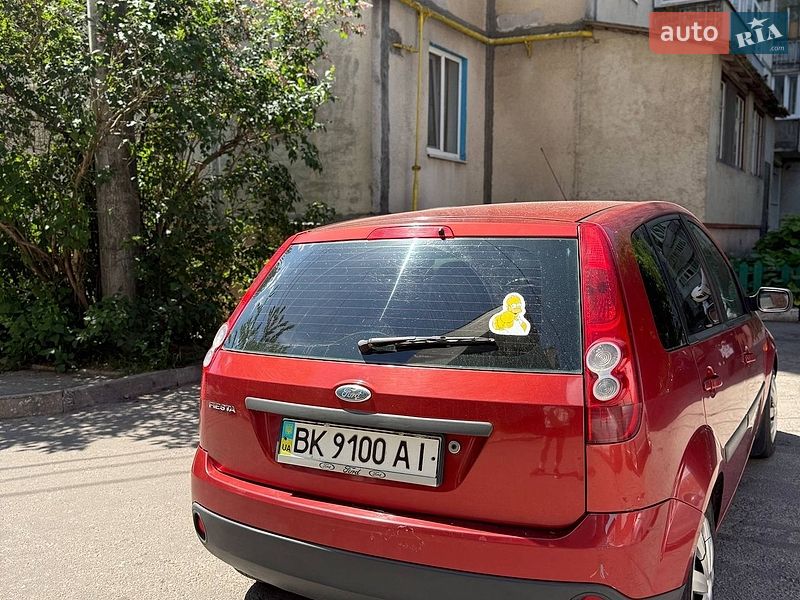 Хетчбек Ford Fiesta 2006 в Рівному