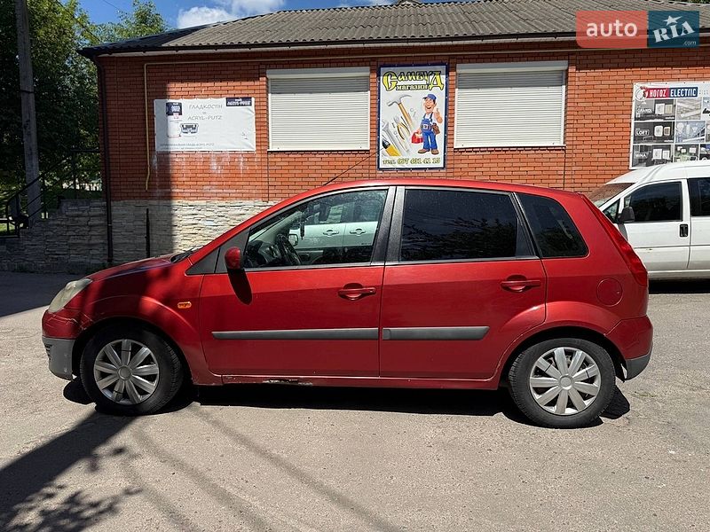 Хетчбек Ford Fiesta 2006 в Рівному
