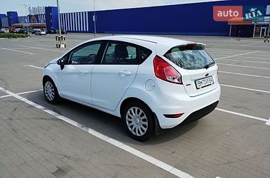Хетчбек Ford Fiesta 2013 в Сумах