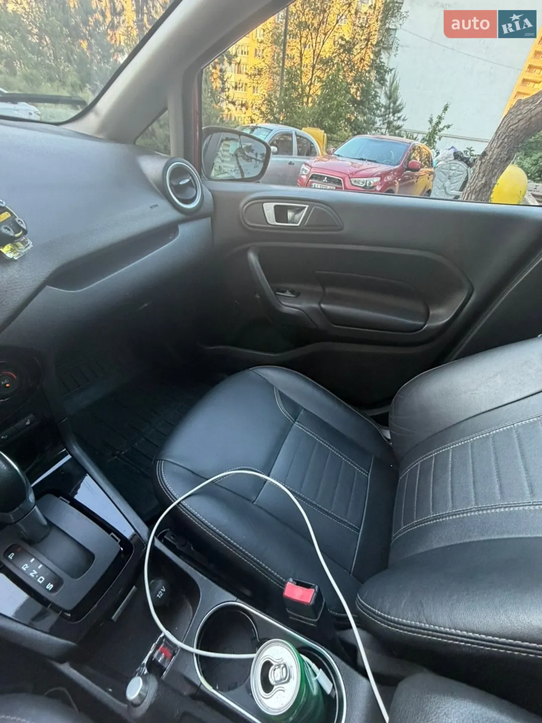 2016 Ford Fiesta - мініатюра 21