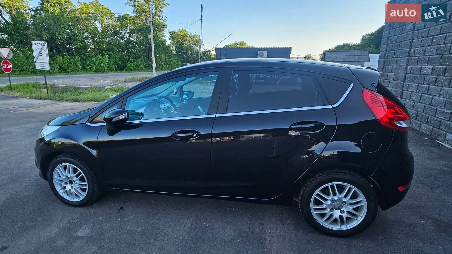 2011 Ford Fiesta - мініатюра 4