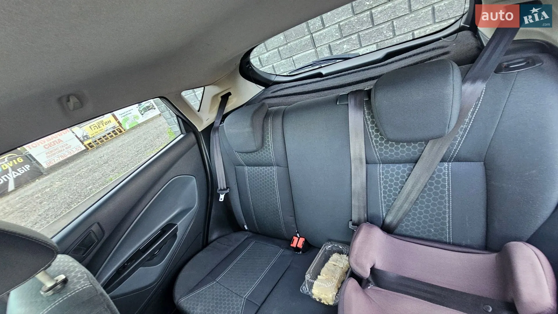 2011 Ford Fiesta - мініатюра 21