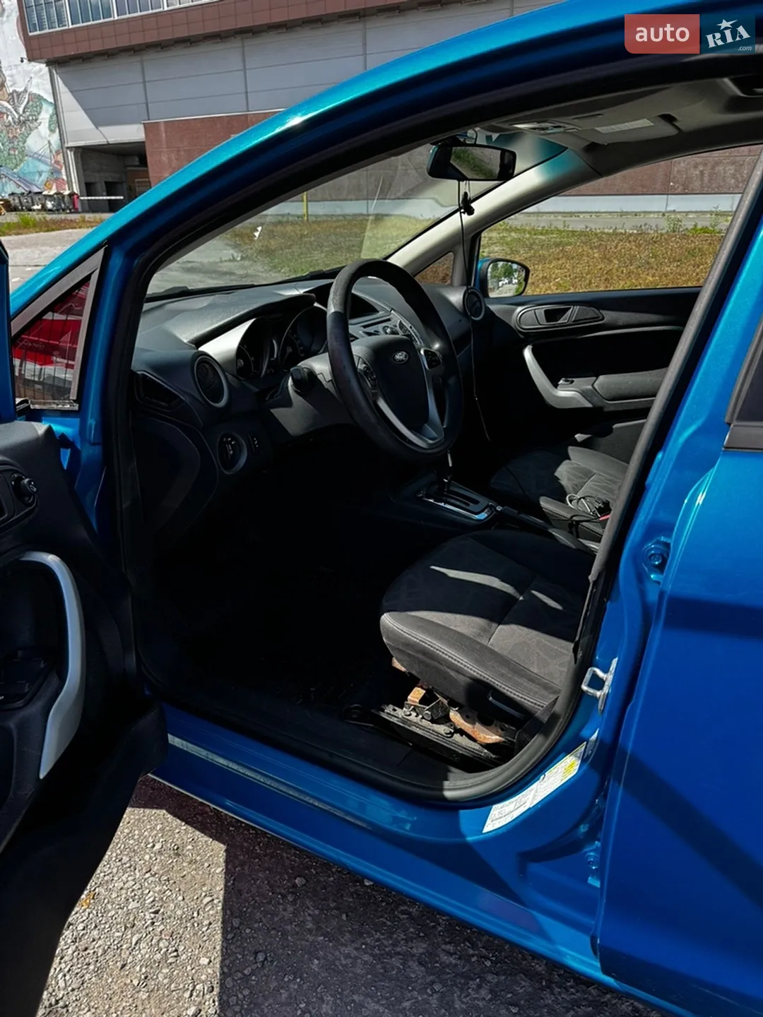 2011 Ford Fiesta - мініатюра 9