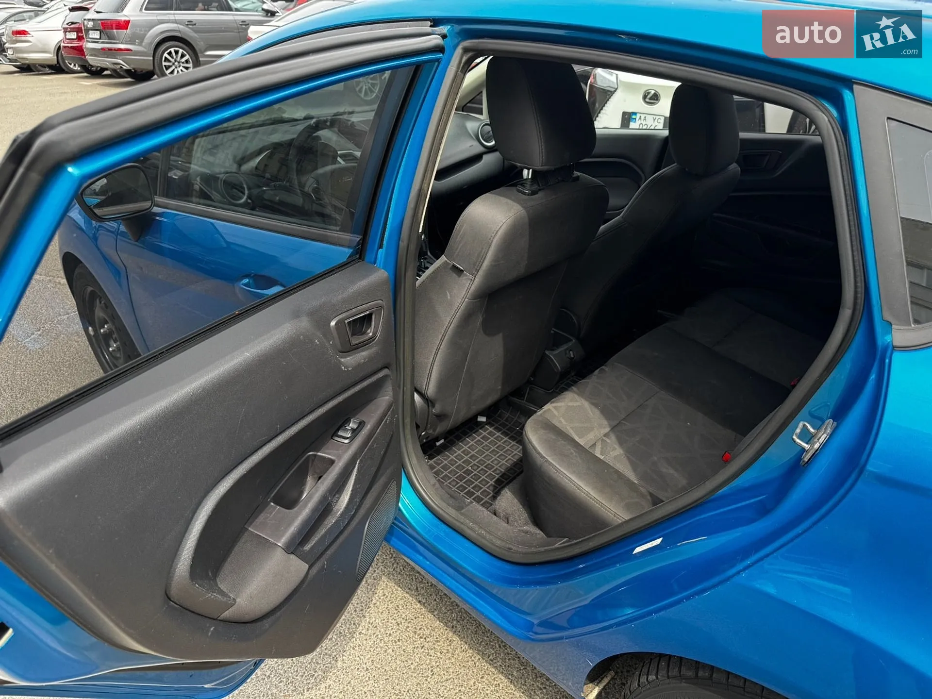 2011 Ford Fiesta - мініатюра 12