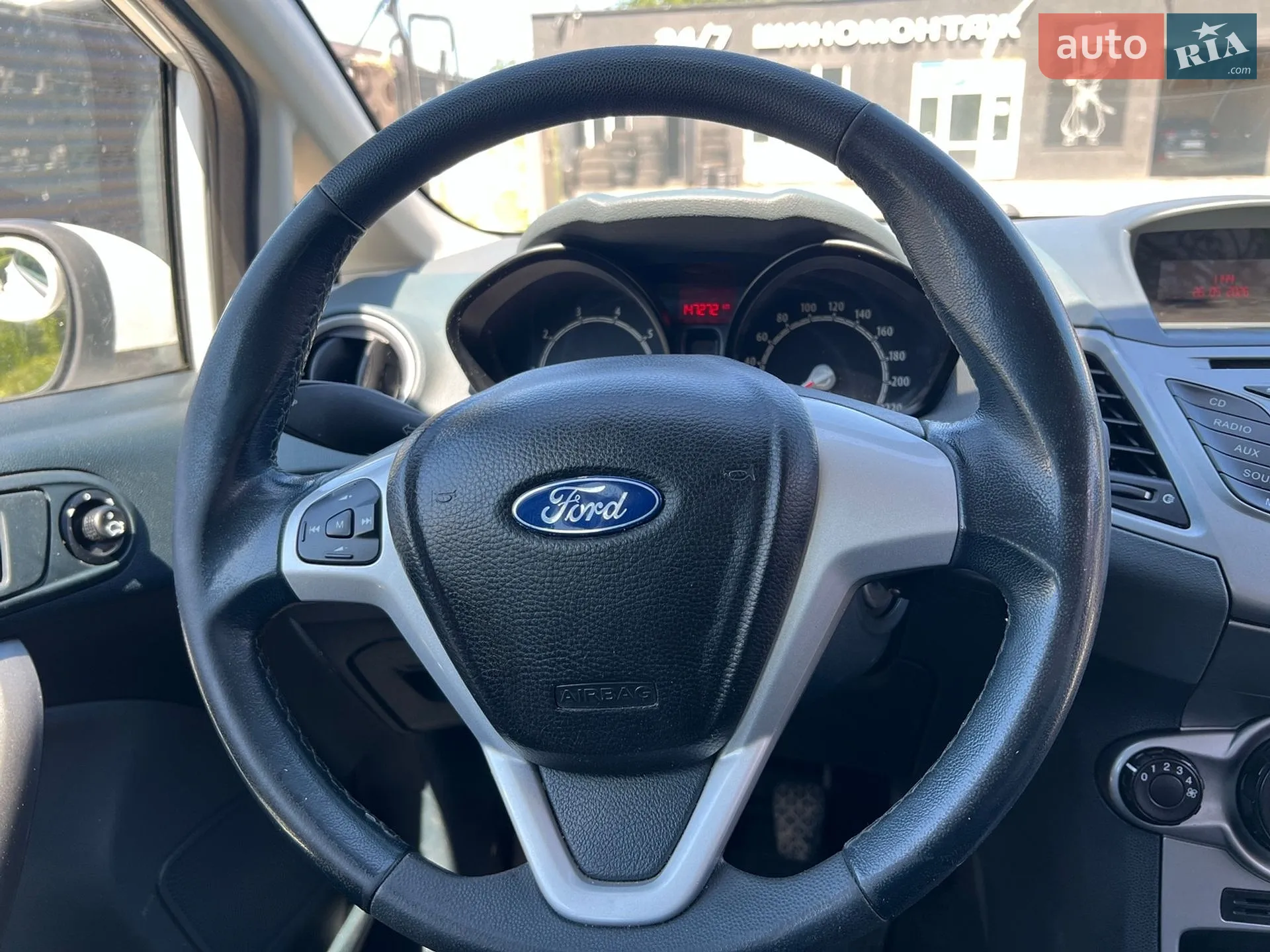 2010 Ford Fiesta - мініатюра 15
