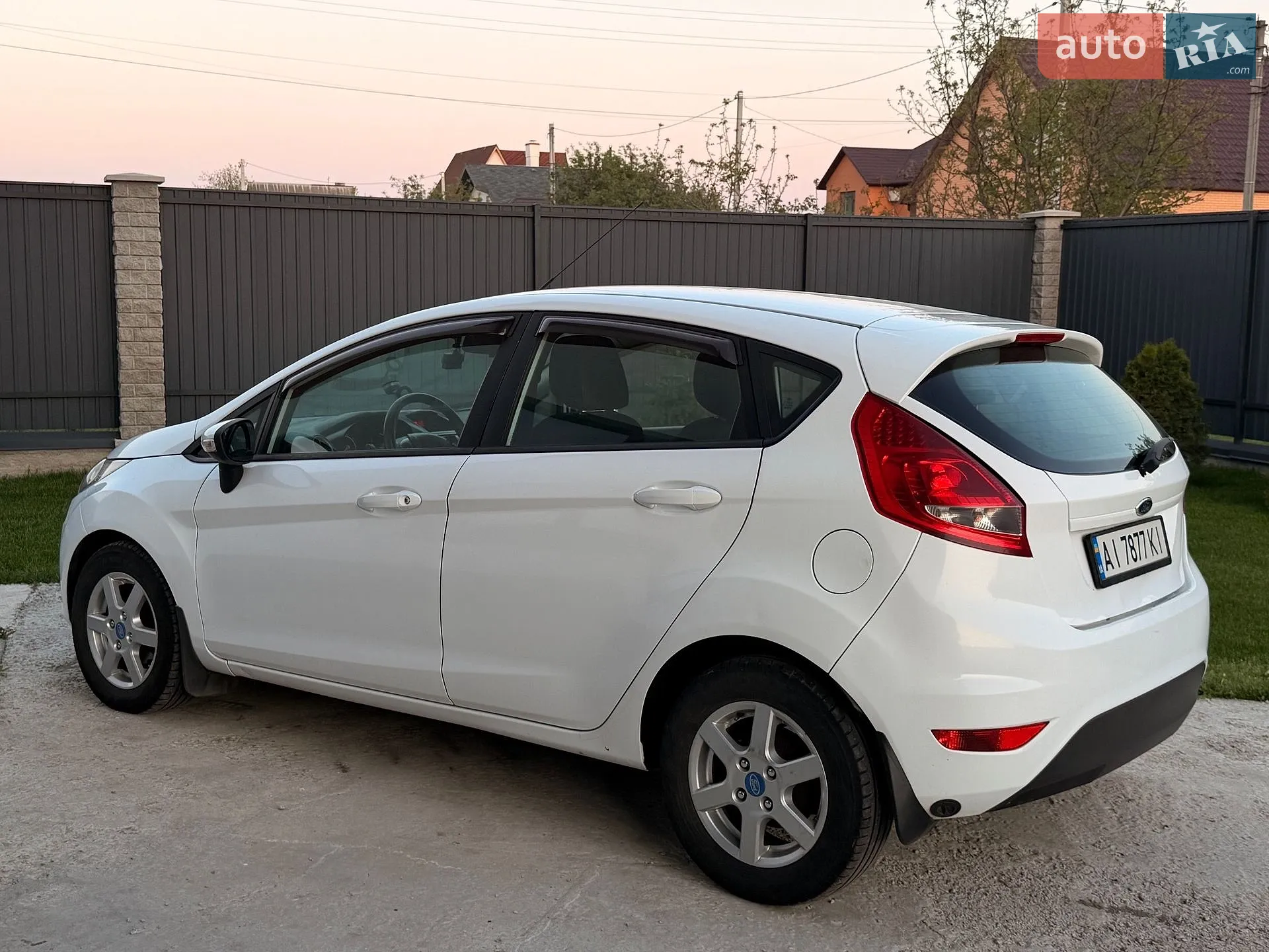 2011 Ford Fiesta - мініатюра 14