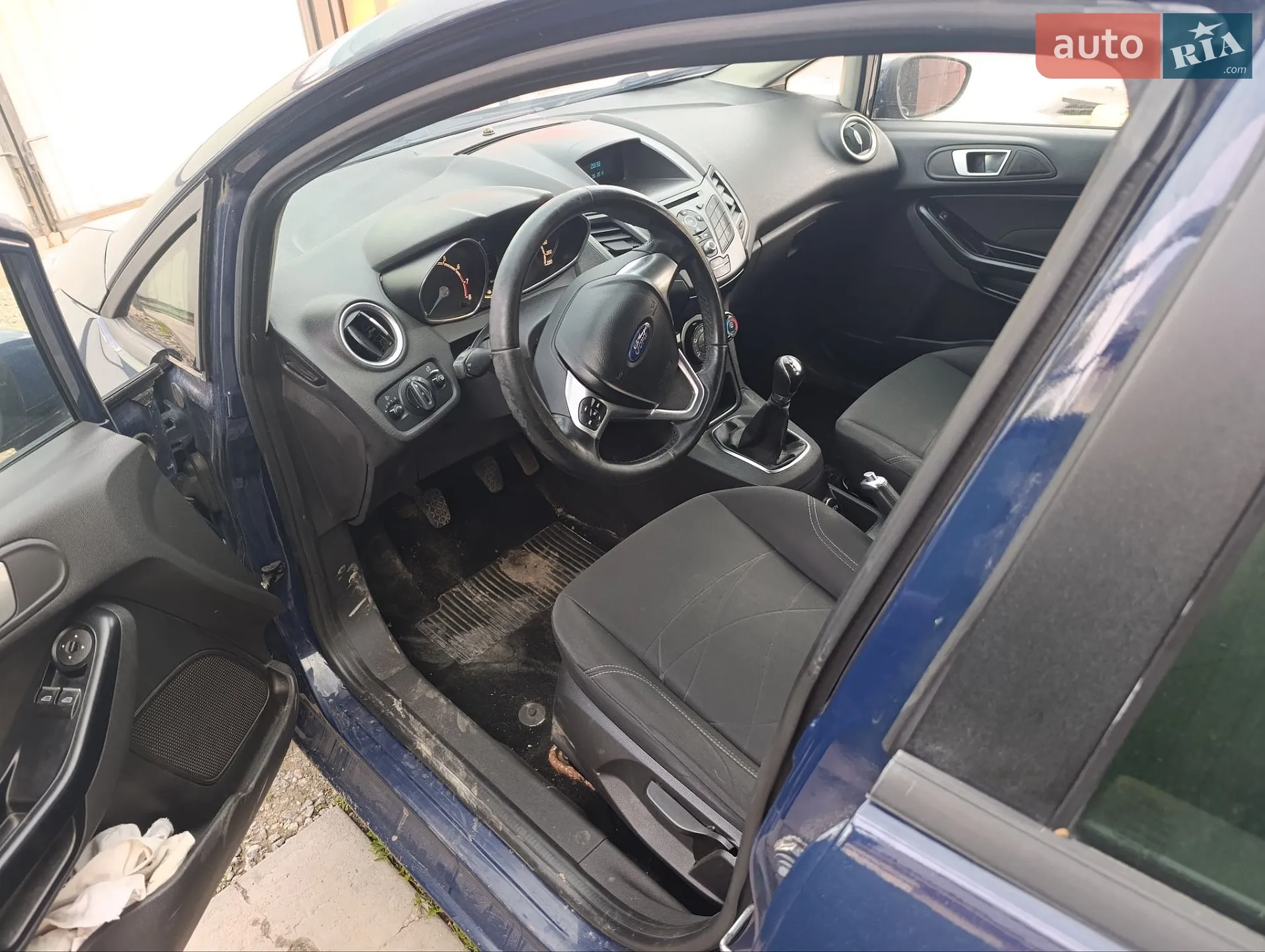 2015 Ford Fiesta - мініатюра 2