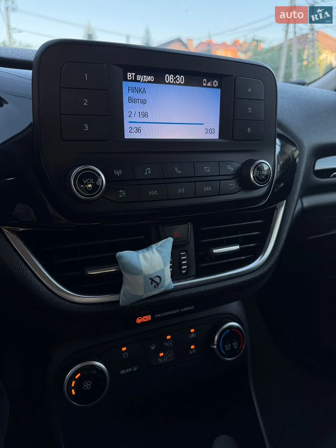 2018 Ford Fiesta - мініатюра 6