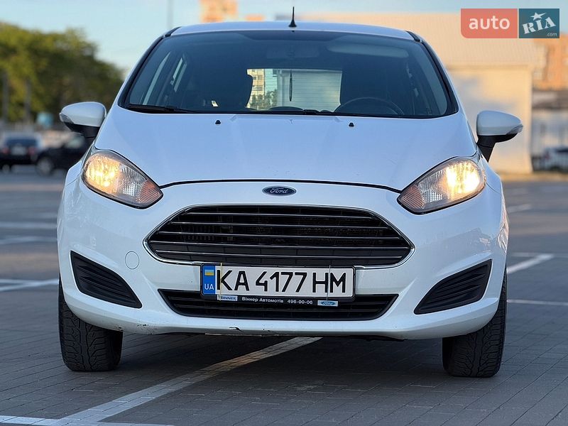 Хетчбек Ford Fiesta 2014 в Одесі