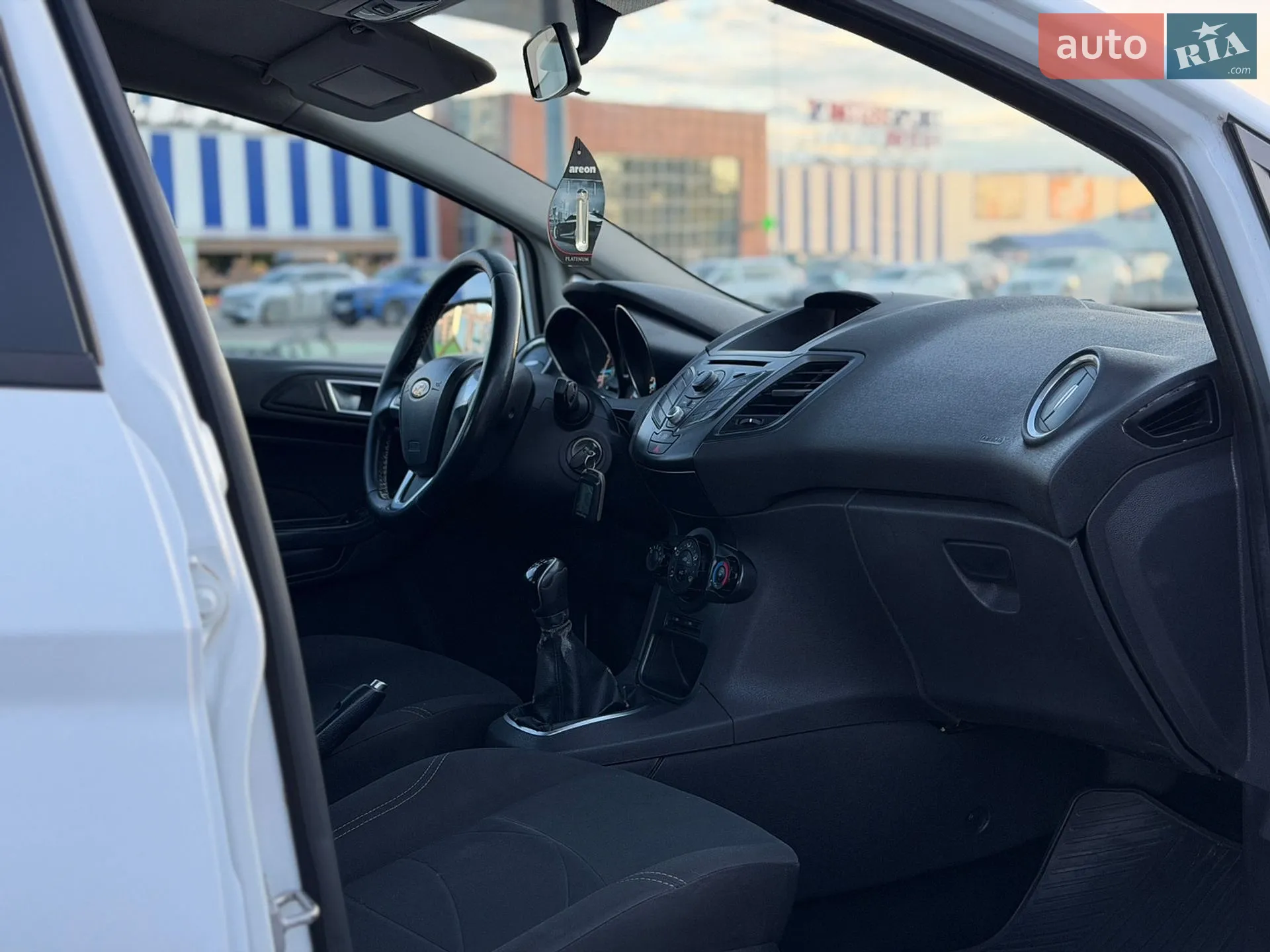 2014 Ford Fiesta - мініатюра 11