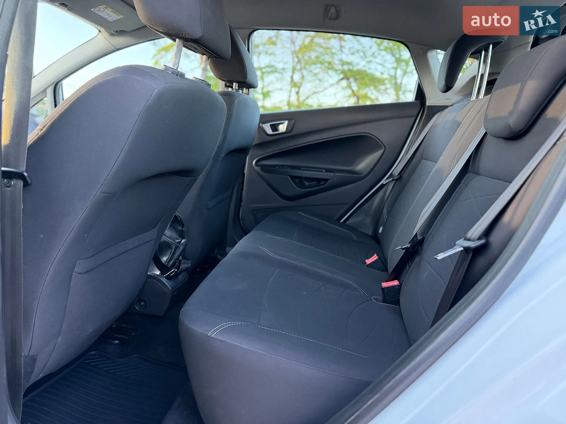 2014 Ford Fiesta - мініатюра 16