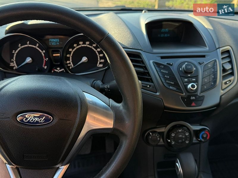 Хетчбек Ford Fiesta 2014 в Одесі
