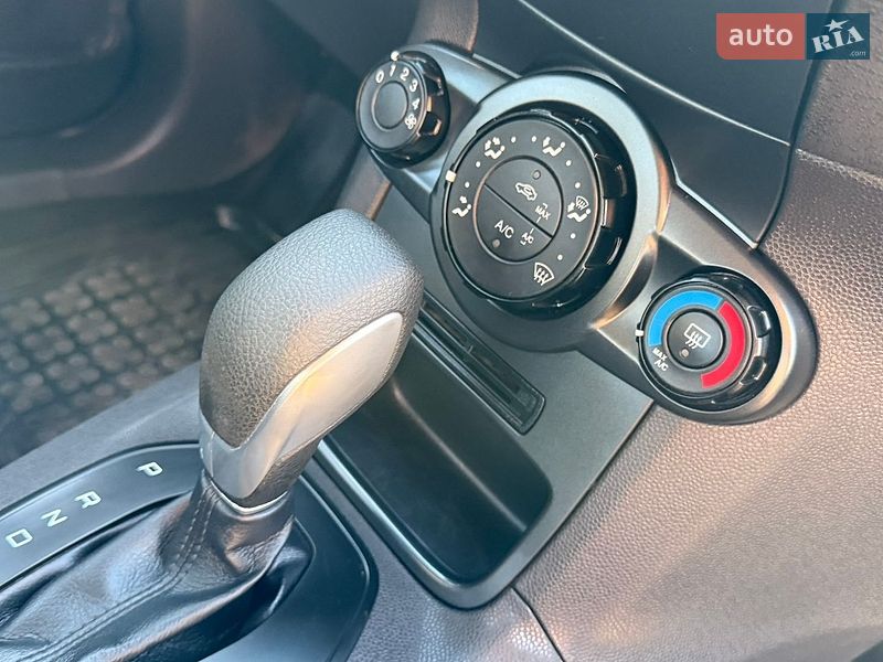 Хетчбек Ford Fiesta 2014 в Одесі
