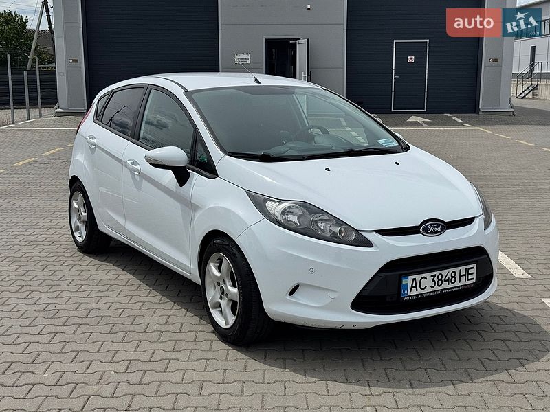 Хетчбек Ford Fiesta 2012 в Нововолинську фото Хетчбек Ford Fiesta 2012 в Нововолинську