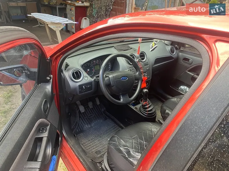 Ford Fiesta 2007 VIN WF0HXXGAJH7D76086 фото оголошення 6 з 44