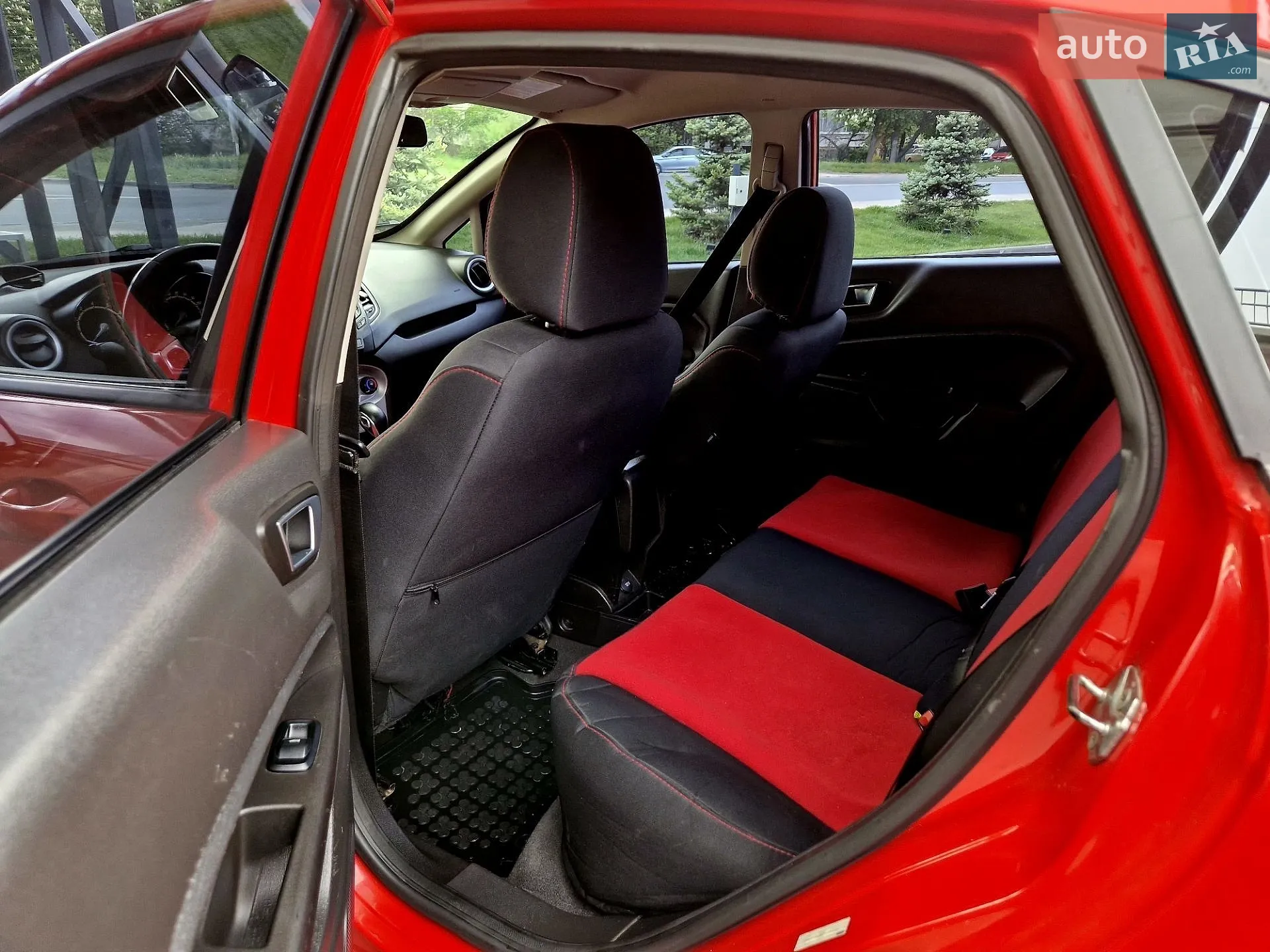 2014 Ford Fiesta - мініатюра 16