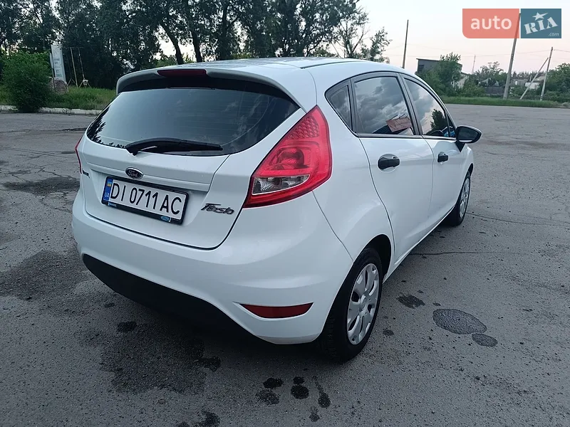 Ford Fiesta 2012 VIN WF0JXXGAJJCA04686 фото оголошення 5 з 57