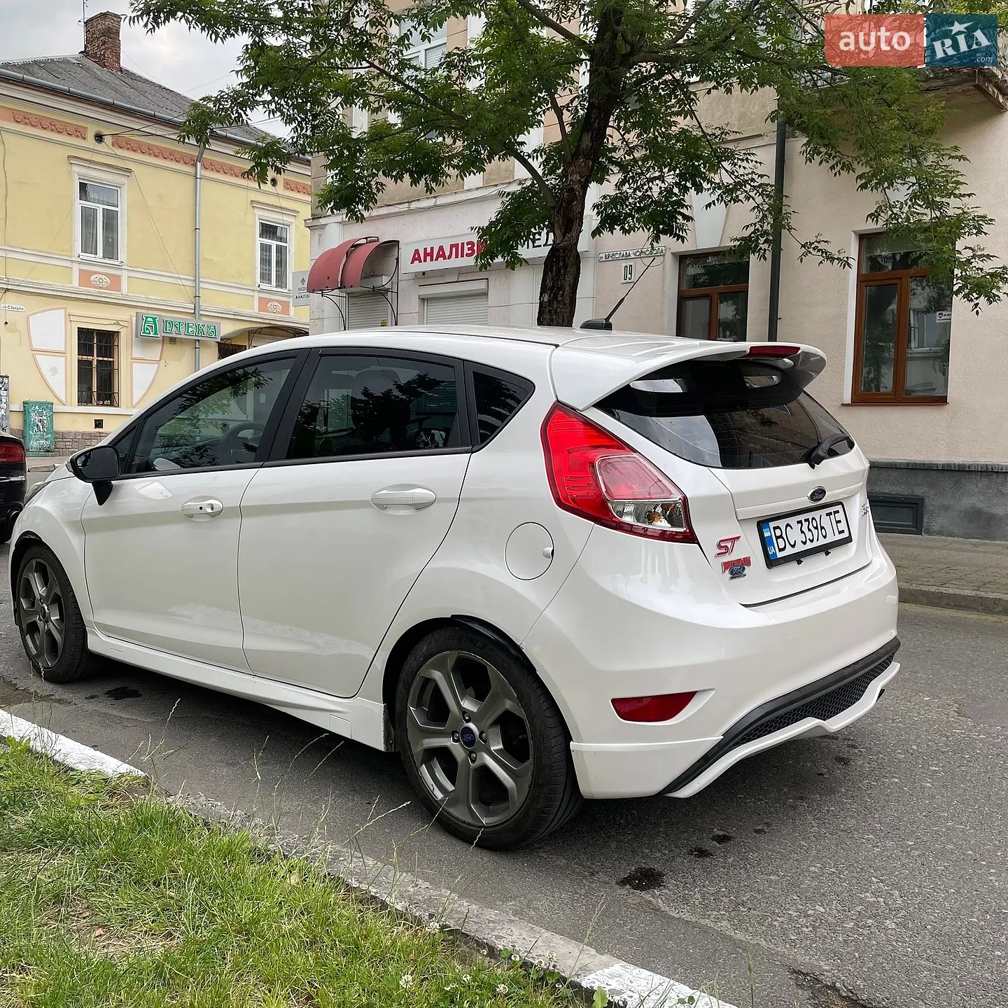 2016 Ford Fiesta - мініатюра 4