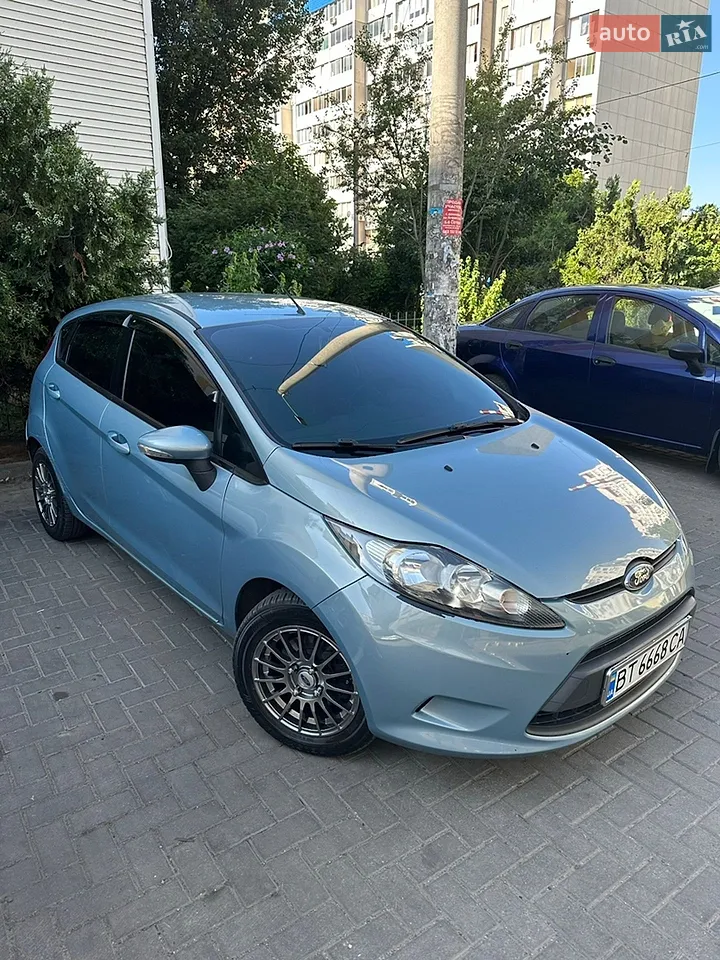 2010 Ford Fiesta - мініатюра 16