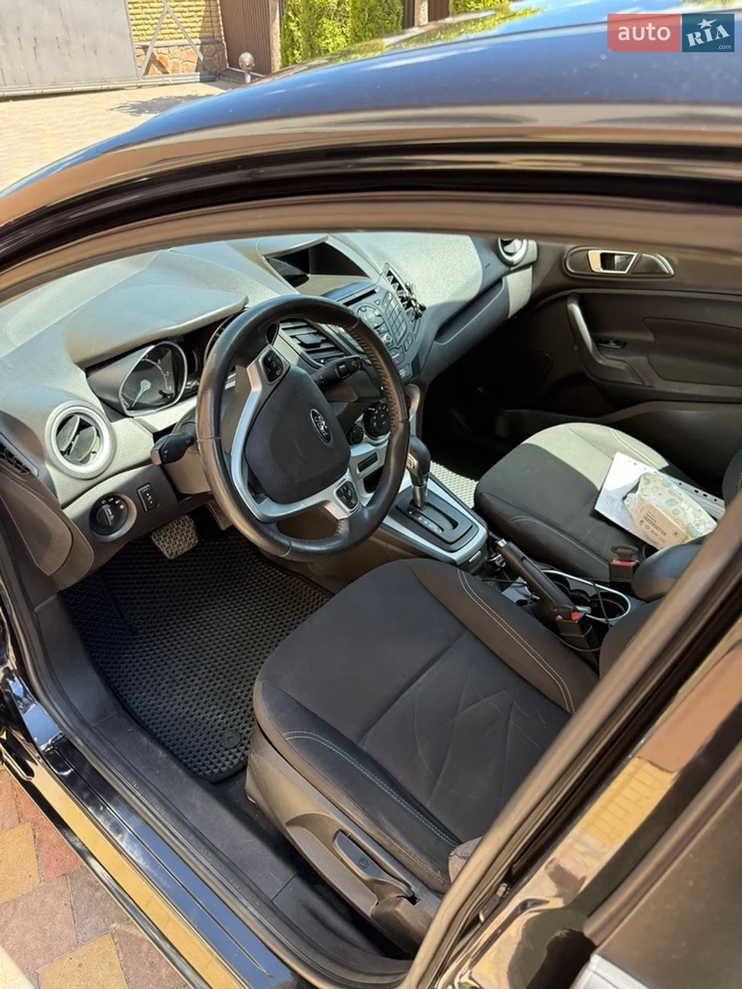 2014 Ford Fiesta - мініатюра 8