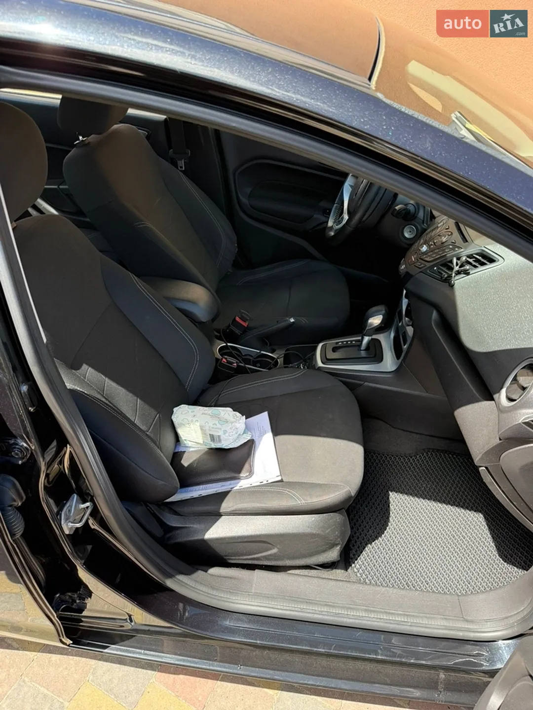 2014 Ford Fiesta - мініатюра 11