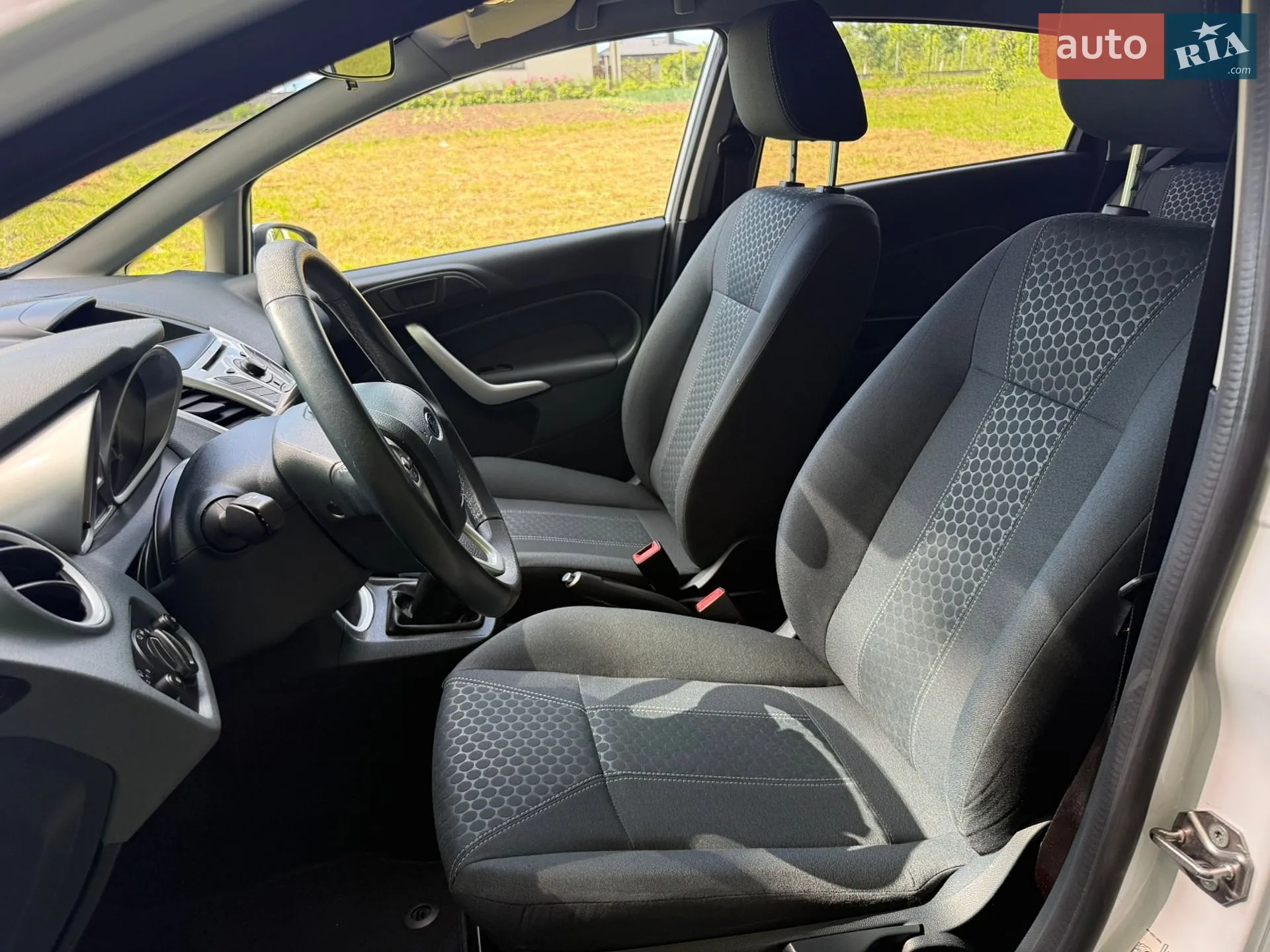 2011 Ford Fiesta - мініатюра 31