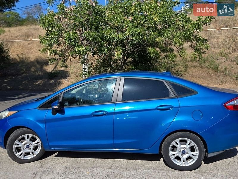 Седан Ford Fiesta 2016 в Виннице