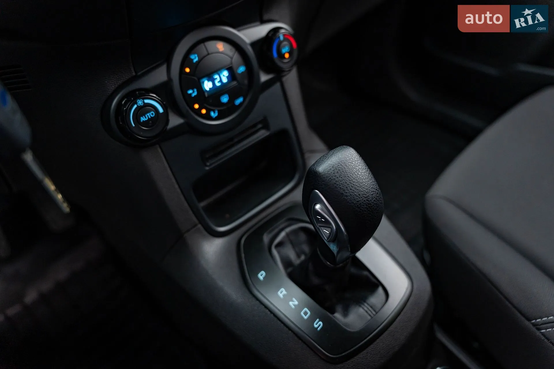 2013 Ford Fiesta - мініатюра 18