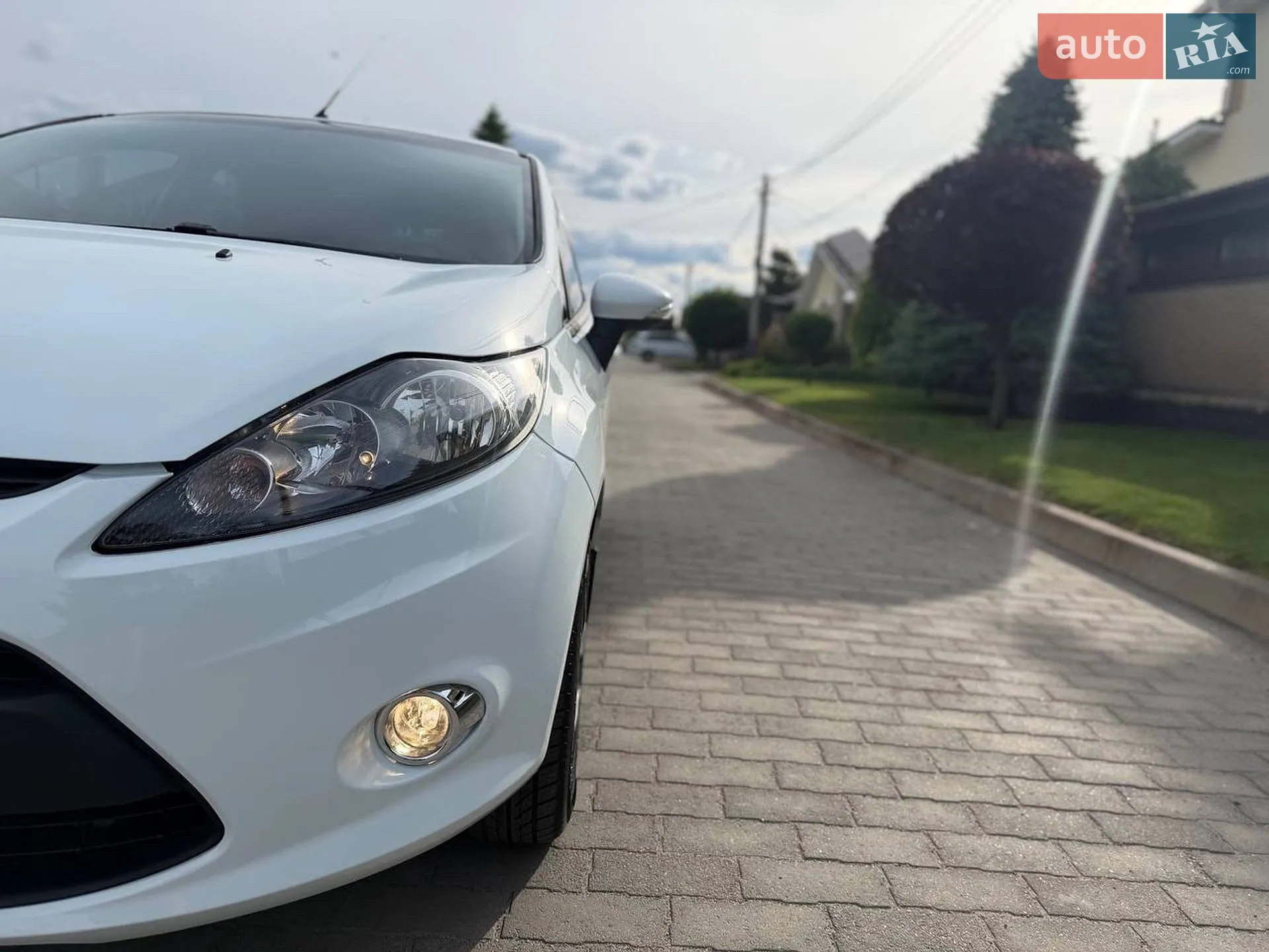 2012 Ford Fiesta - мініатюра 11