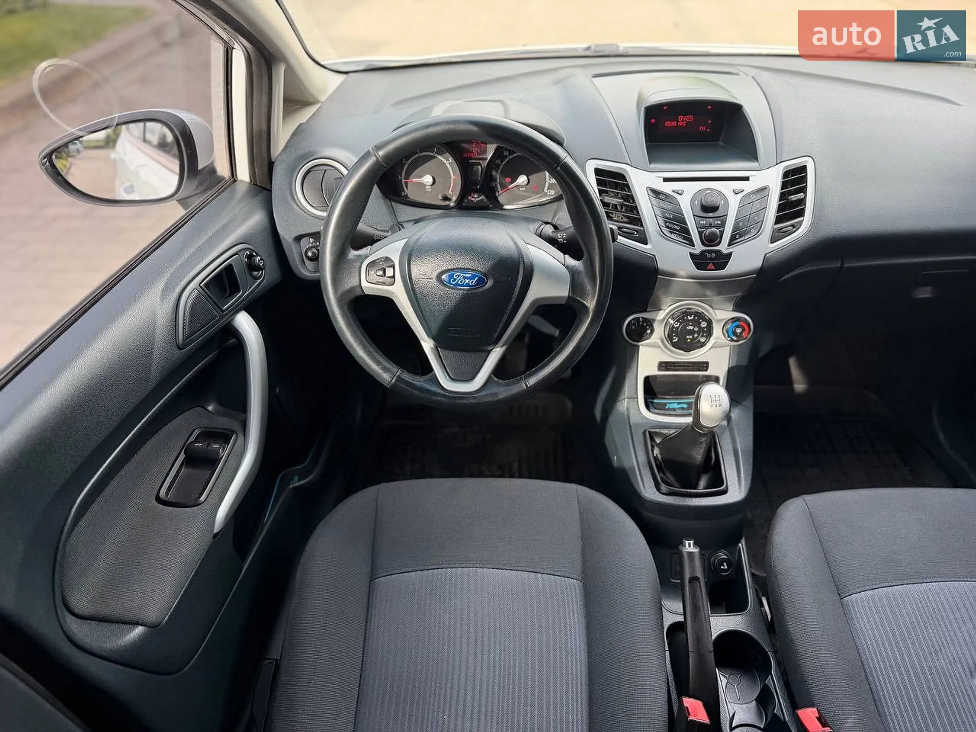 2012 Ford Fiesta - мініатюра 34