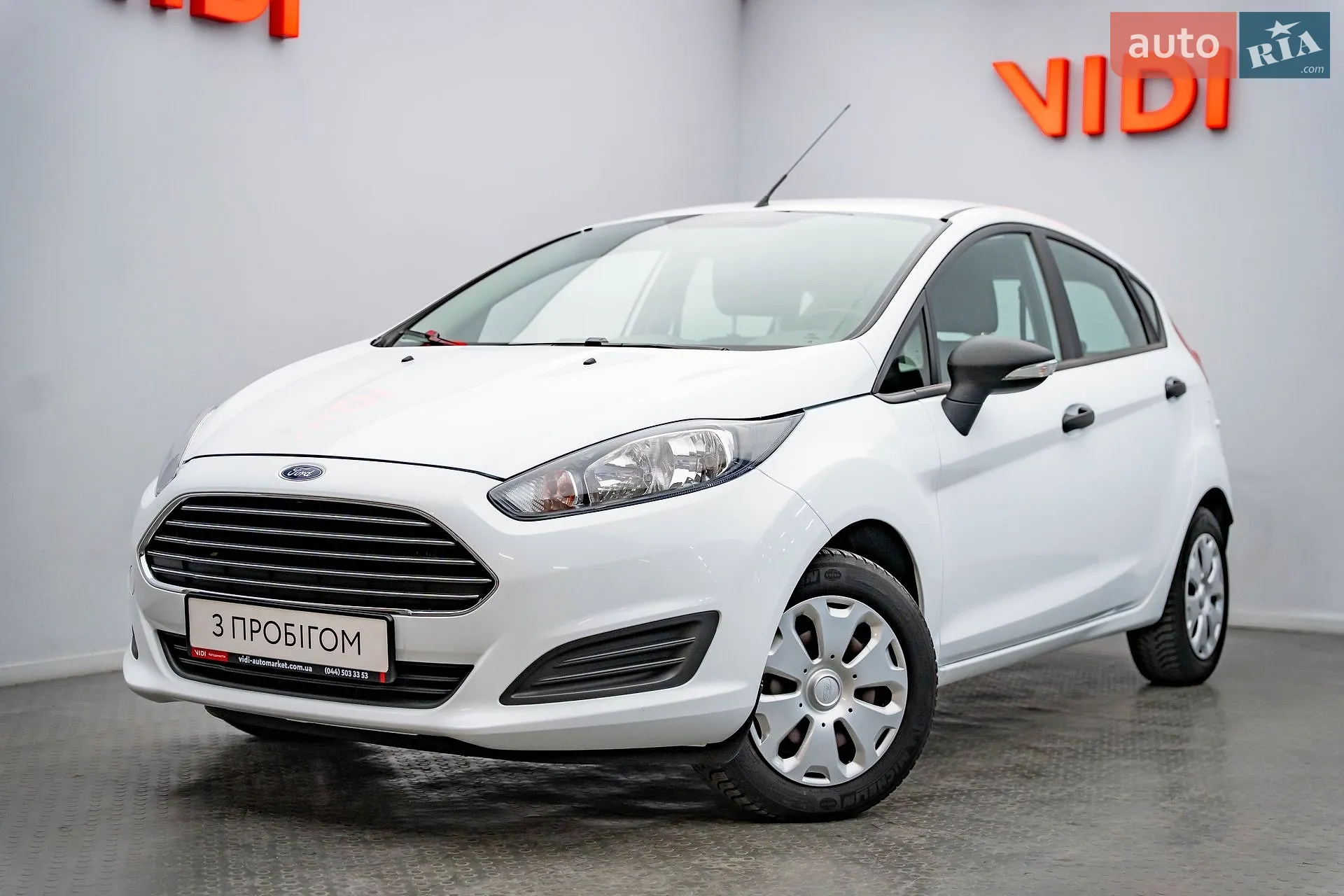 2013 Ford Fiesta - фото 1