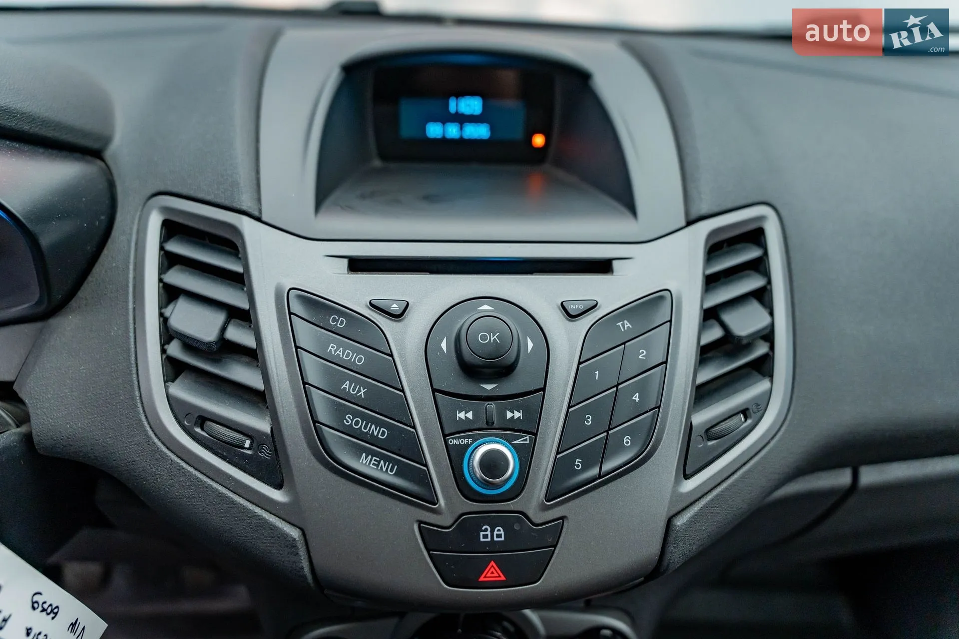 2013 Ford Fiesta - мініатюра 14
