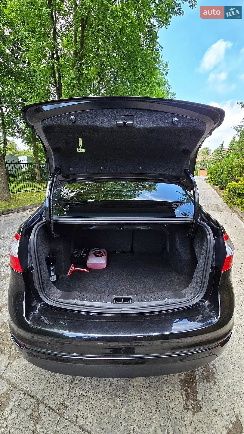 2015 Ford Fiesta - мініатюра 14
