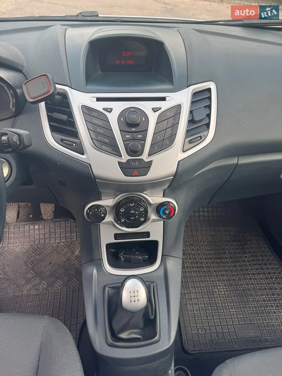 2011 Ford Fiesta - мініатюра 6
