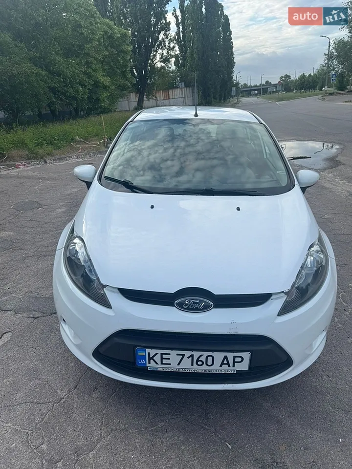 2012 Ford Fiesta - мініатюра 13