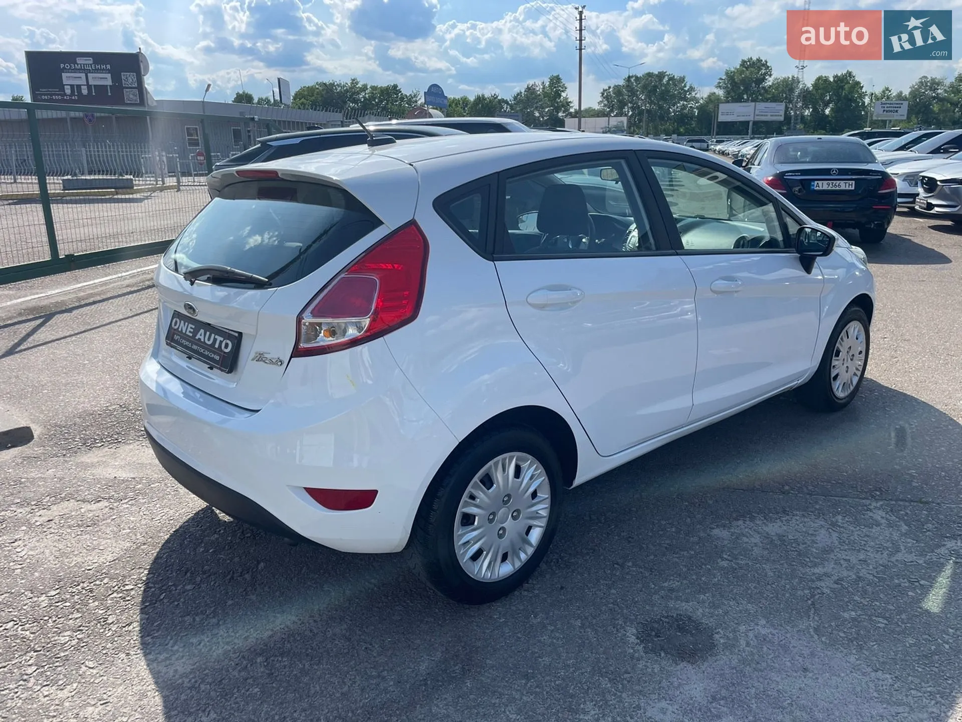 2017 Ford Fiesta - мініатюра 5