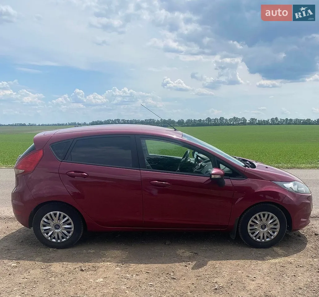 2013 Ford Fiesta - мініатюра 14