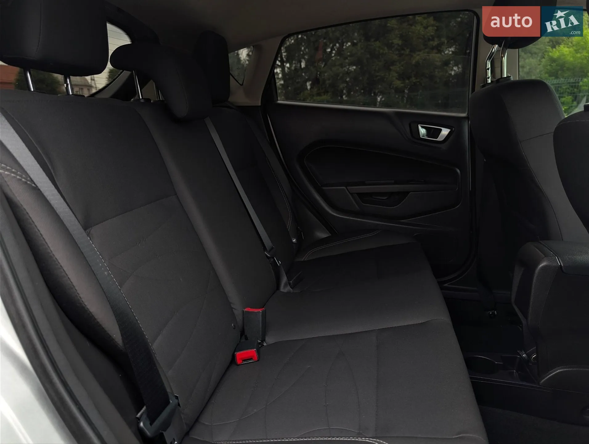 2016 Ford Fiesta - мініатюра 41