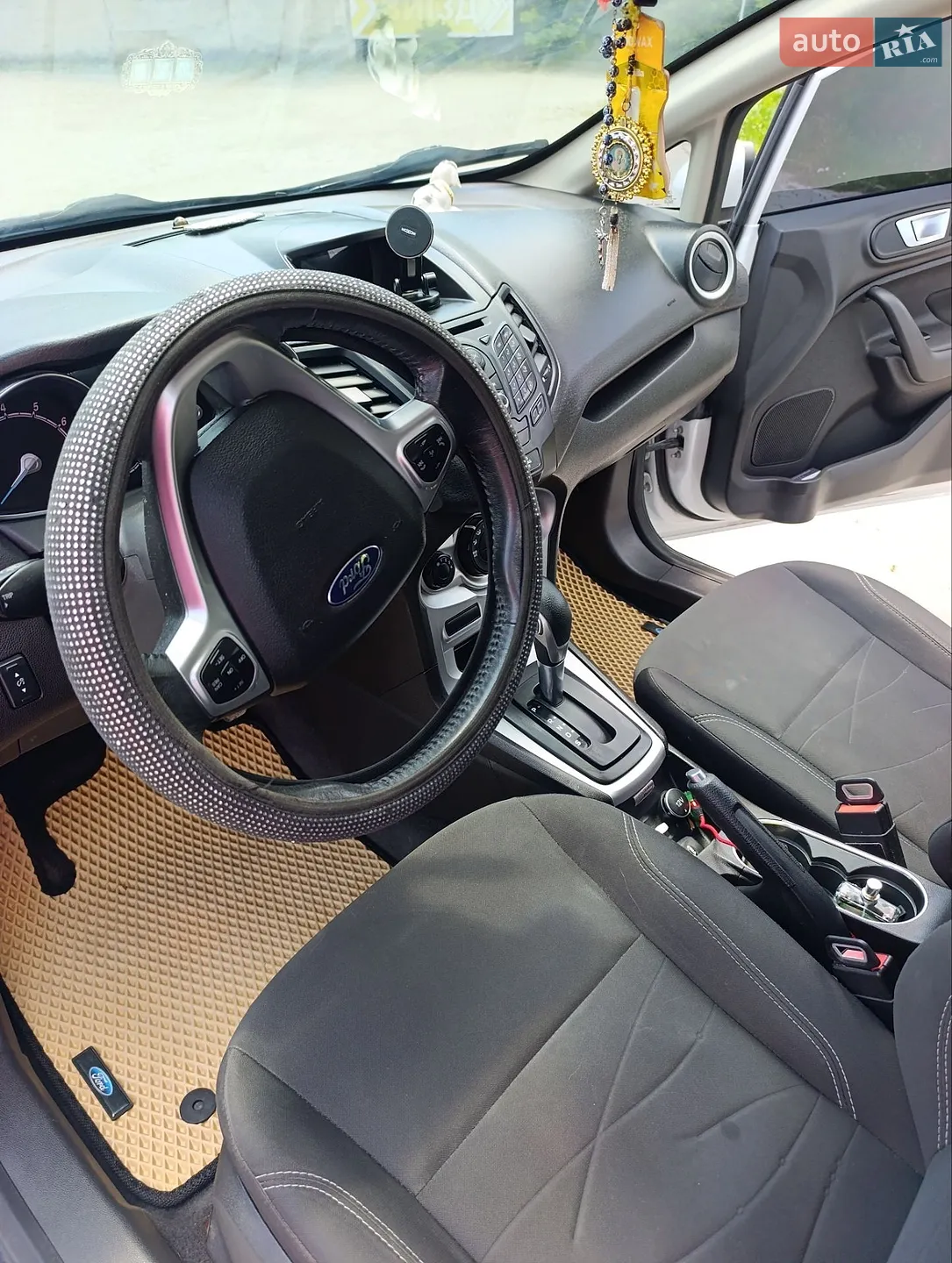 2015 Ford Fiesta - мініатюра 6