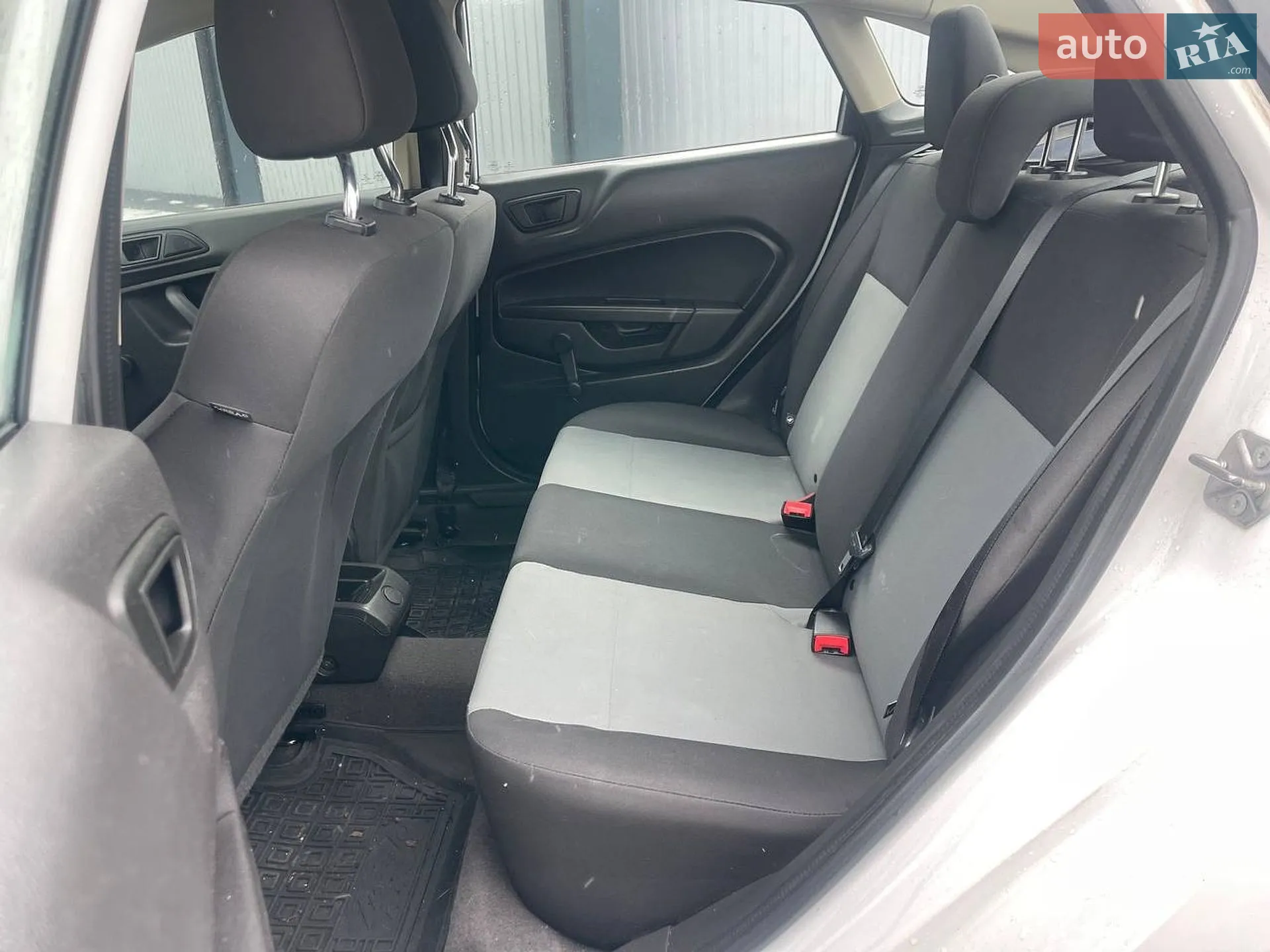 2019 Ford Fiesta - мініатюра 9