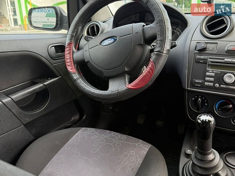 Седан Ford Fiesta 2008 в Броварах