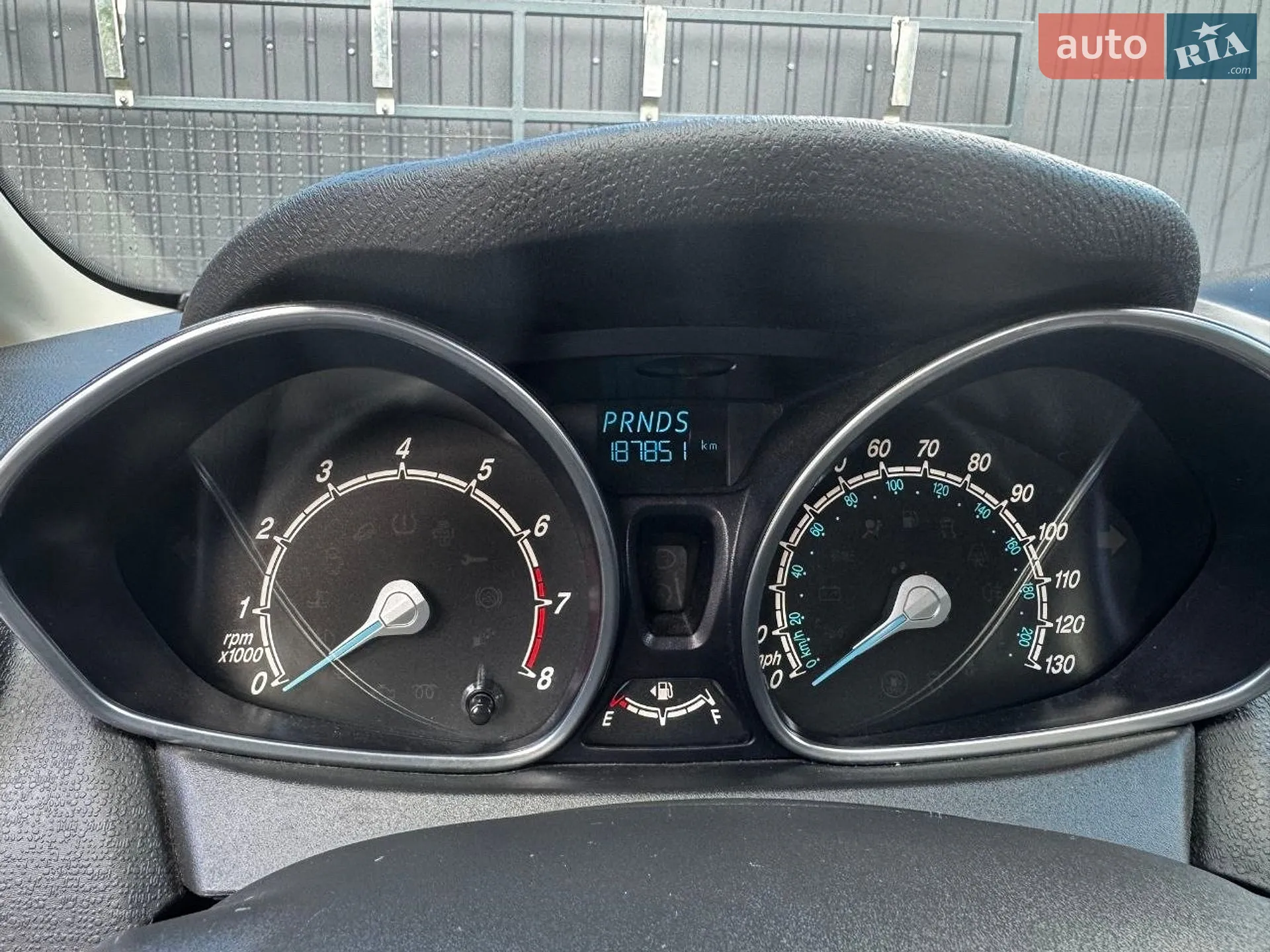 2013 Ford Fiesta - мініатюра 11