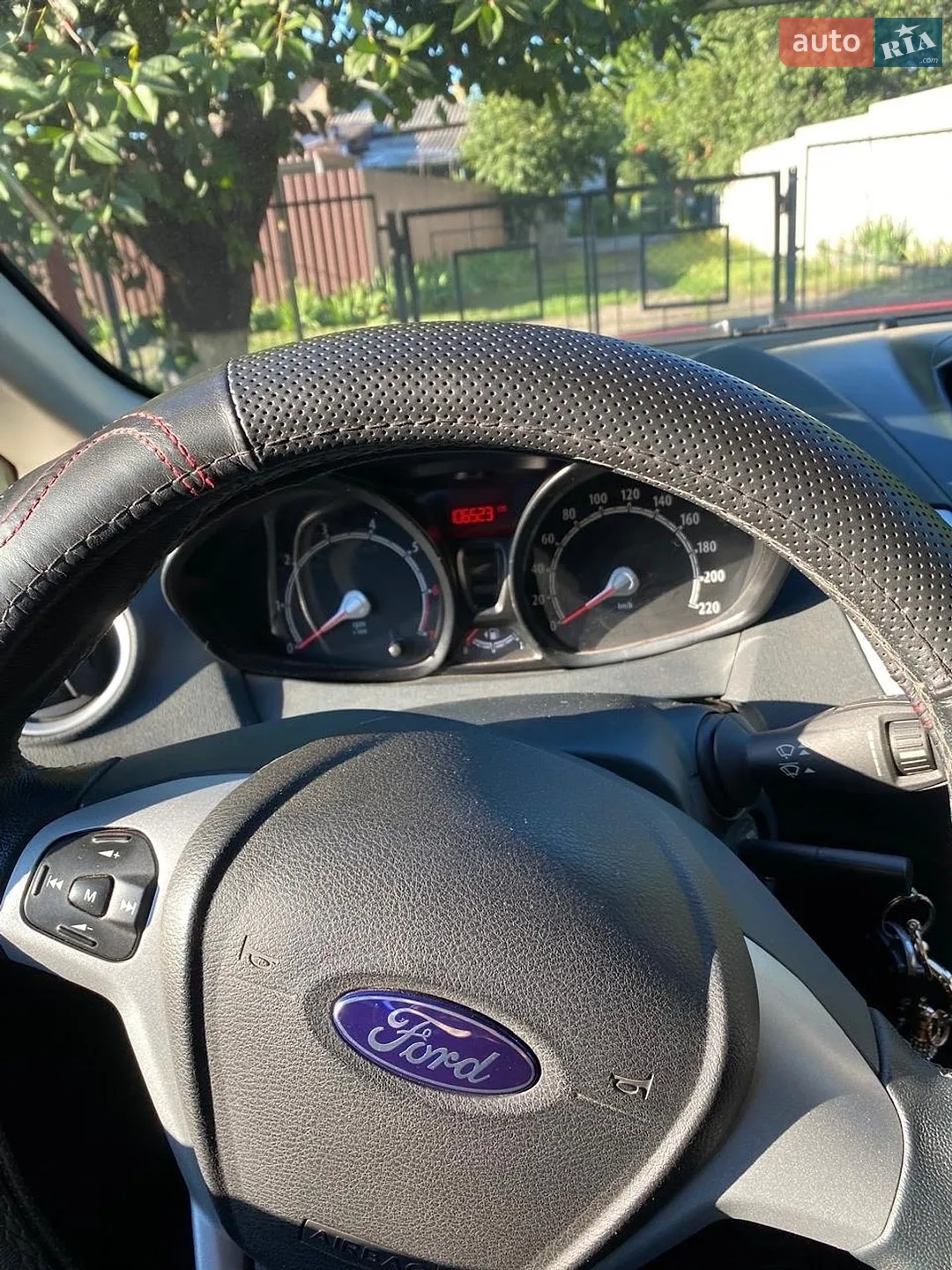 2012 Ford Fiesta - мініатюра 16